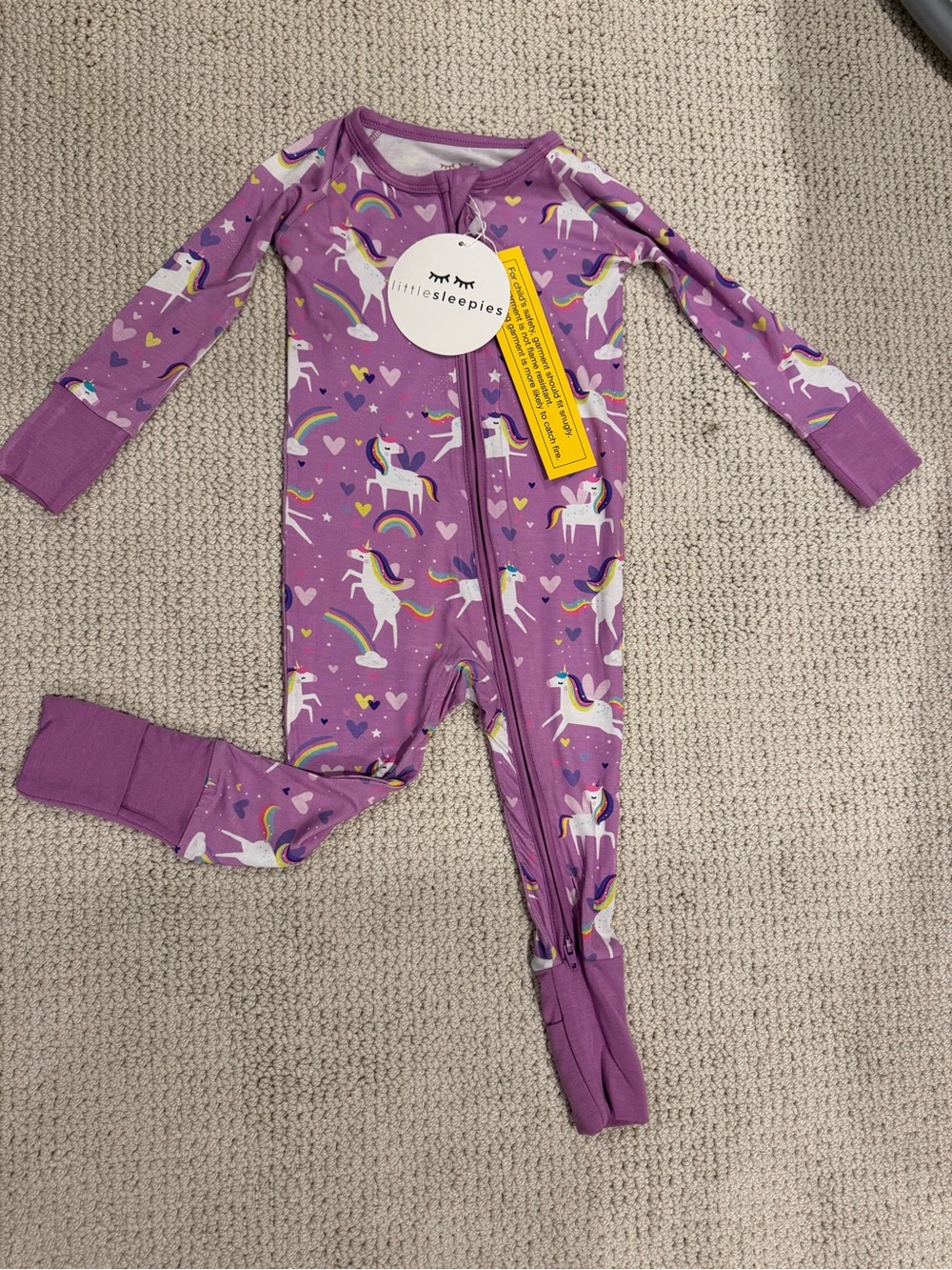 NWT Little sleepies Unicorn Rainbow Pajamas 6-12 Months